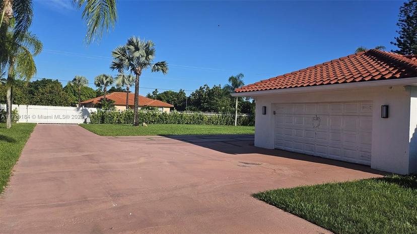 Picture of 16400 SW 173Rd Ave, Miami FL 33187