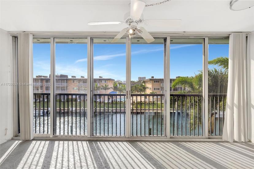 Picture of 124 Shore Ct # 303, North Palm Beach FL 33408