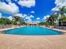 Picture of 7518 Fairfax Dr # 110, Tamarac, FL 33321