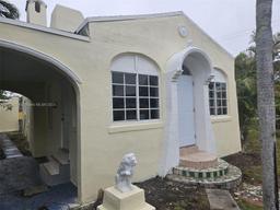 Picture of 651 NW 47Th Ter, Miami, FL 33127