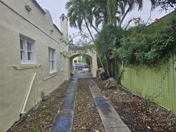 Picture of 651 NW 47Th Ter, Miami, FL 33127