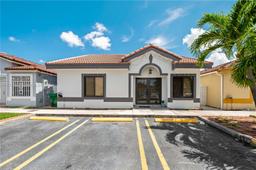 Picture of 9046 NW 121St Ter # 90, Hialeah Gardens, FL 33018