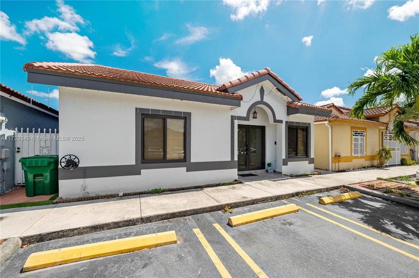 Picture of 9046 NW 121St Ter # 90, Hialeah Gardens FL 33018