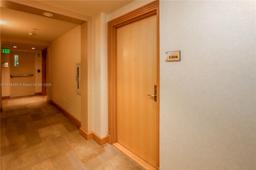 Picture of 218 SE 14Th St # 1406, Miami, FL 33131