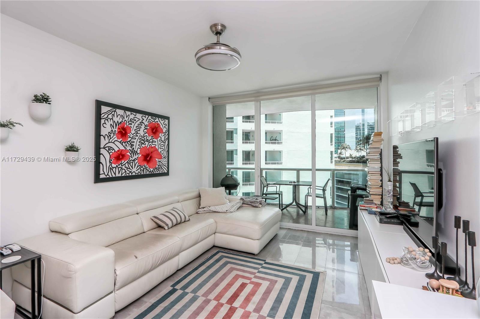 Picture of 218 SE 14Th St # 1406, Miami, FL 33131