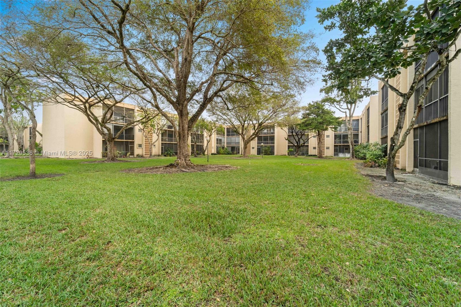 Picture of 8415 SW 107Th Ave # 153W, Miami, FL 33173