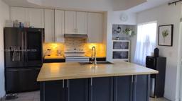 Picture of 4938 Windward Way # 1304, Dania Beach, FL 33312