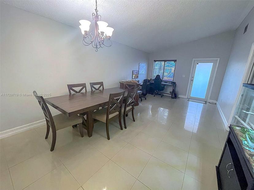 Picture of 2744 W 74Th Ter, Hialeah FL 33016