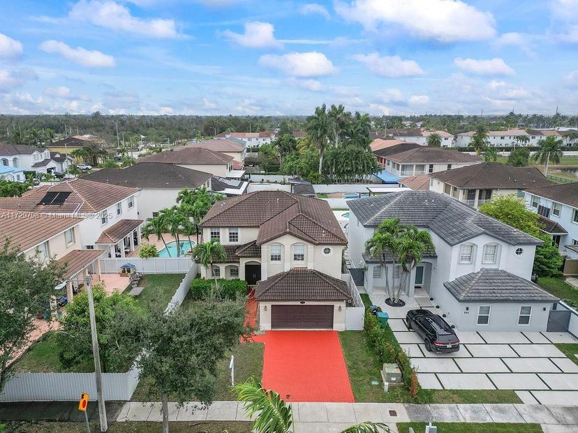 Picture of 954 SW 145Th Ct, Miami FL 33184