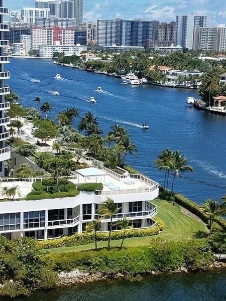 Picture of 20515 E Country Club Dr # 1449, Aventura FL 33180