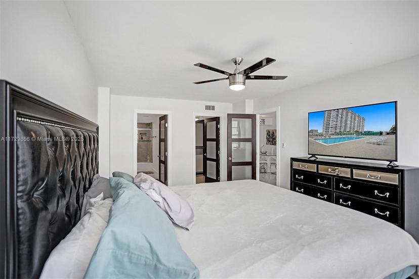 Picture of 18051 Biscayne Blvd # 402, Aventura FL 33160