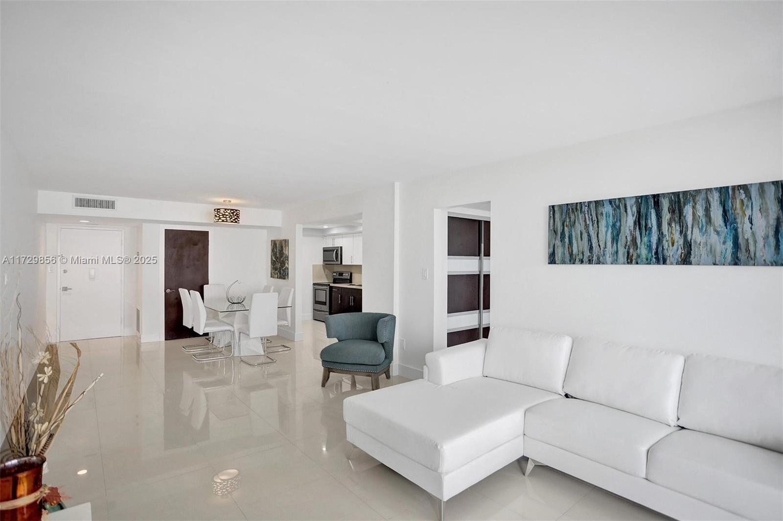 Picture of 18051 Biscayne Blvd # 402, Aventura, FL 33160