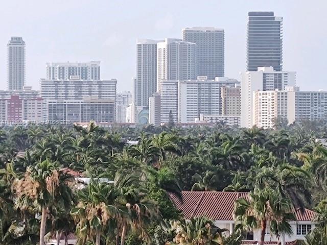 Picture of 19380 Collins Ave # 724, Sunny Isles Beach FL 33160