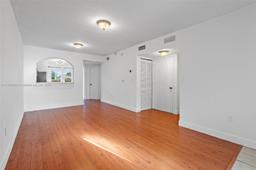 Picture of 945 NE 34Th Ave # 103, Homestead, FL 33033