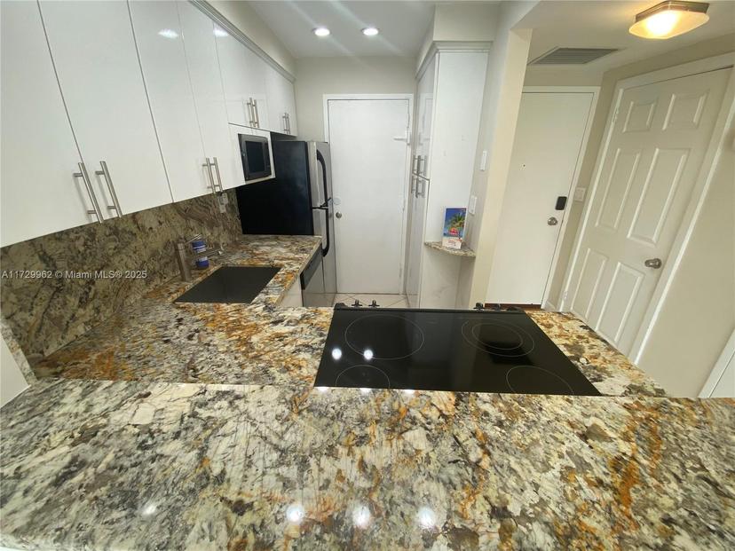 Picture of 2899 Collins Ave # 1208, Miami Beach FL 33140