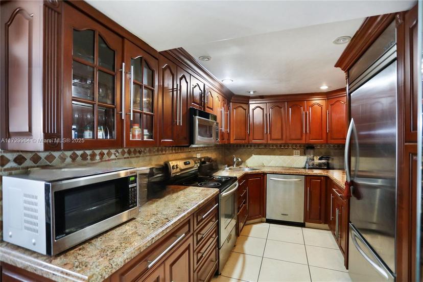Picture of 6039 Collins Ave # 607, Miami Beach FL 33140