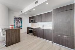 Picture of 45 SW 9Th St # 1908, Miami, FL 33130