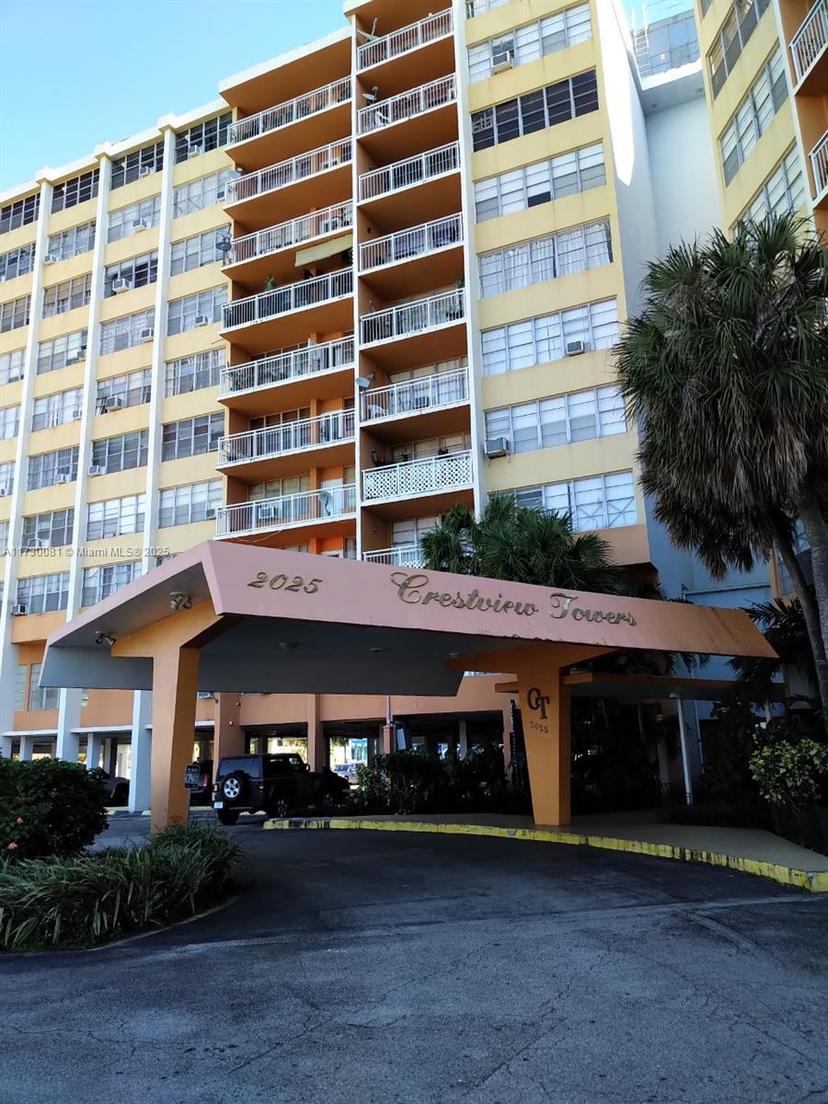 Picture of 2025 NE 164Th St # 915, North Miami Beach FL 33162