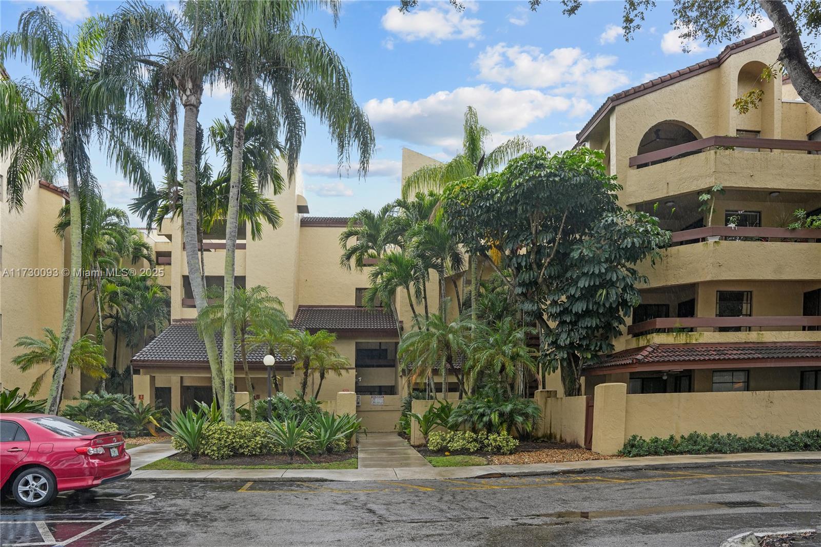 Picture of 9285 SW 125Th Ave # 103, Miami, FL 33186