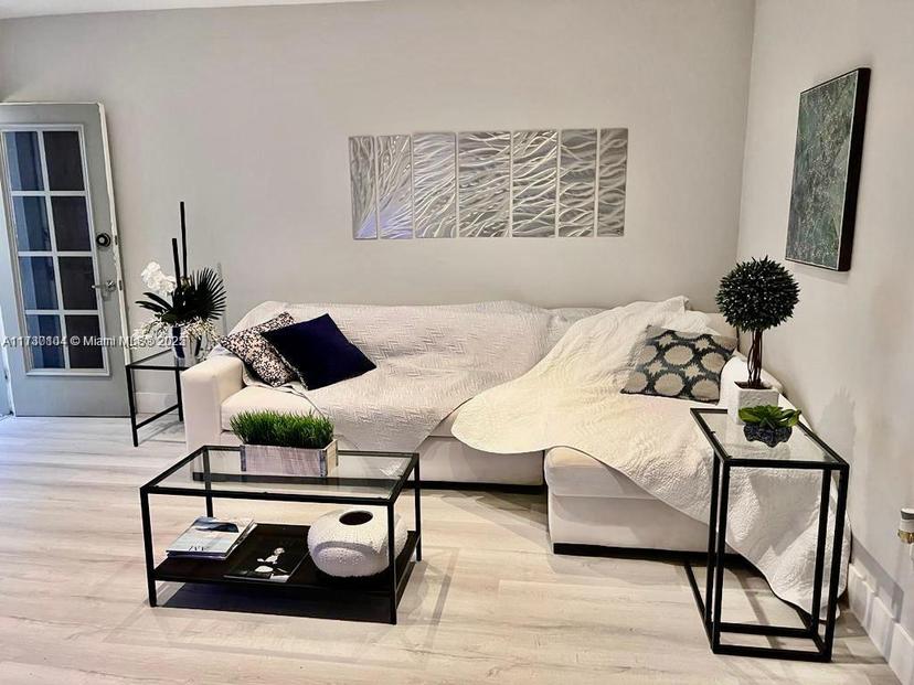 Picture of 1551 Michigan Ave # 6, Miami Beach FL 33139