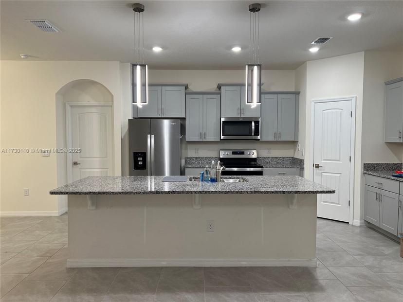 Picture of 1590 Barberry Dr, Kissimmee FL 34744