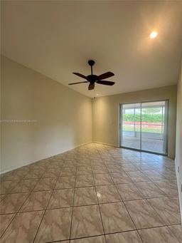 Picture of 1875 SE 6Th Ct, Homestead, FL 33033