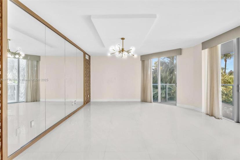 Picture of 17301 Biscayne Blvd # 210, North Miami Beach FL 33160