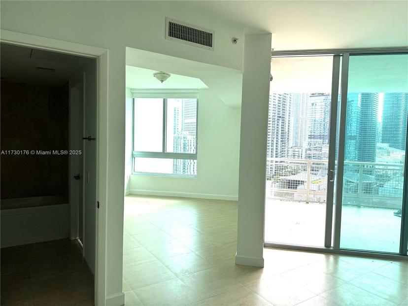 Picture of 350 S Miami Ave # 2710, Miami FL 33130
