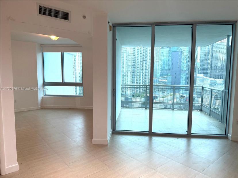 Picture of 350 S Miami Ave # 2710, Miami FL 33130