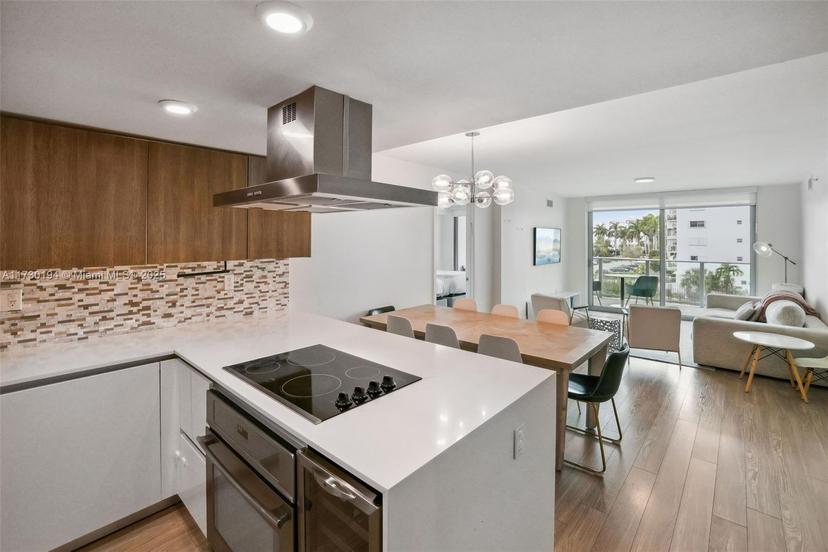 Picture of 1025 92Nd St # 402, Bay Harbor Islands FL 33154