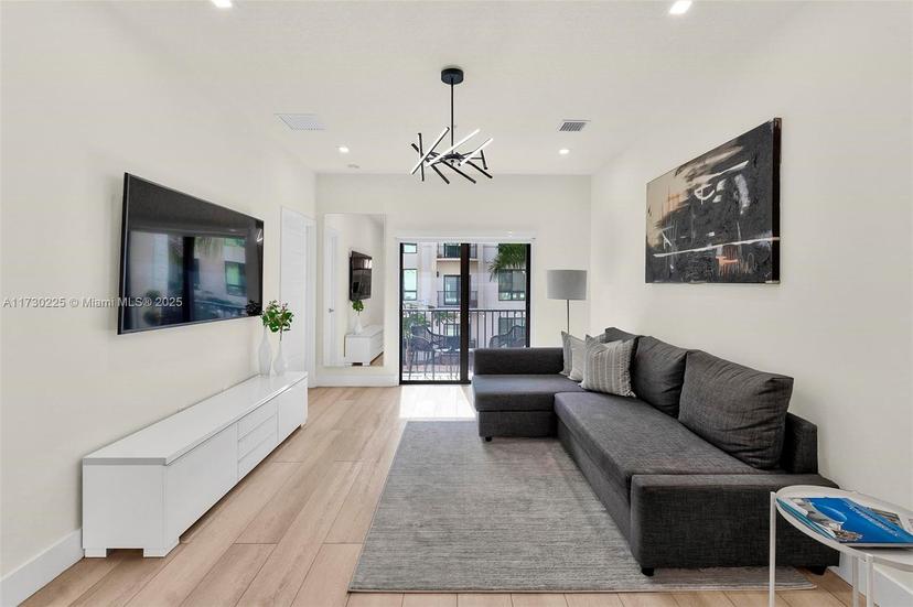 Picture of 8301 NW 41St St # 205, Doral FL 33166
