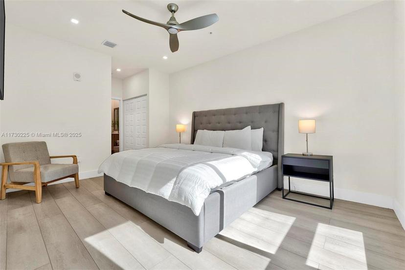 Picture of 8301 NW 41St St # 205, Doral FL 33166