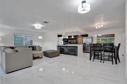 Picture of 1116 Hollywood Blvd, Hollywood, FL 33019