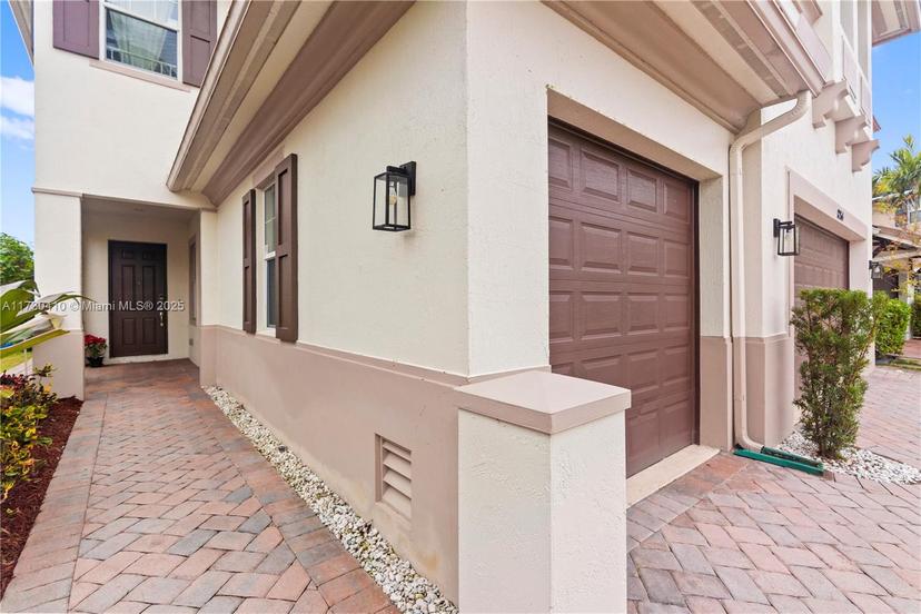 Picture of 8264 NW 118Th Way, Parkland FL 33076