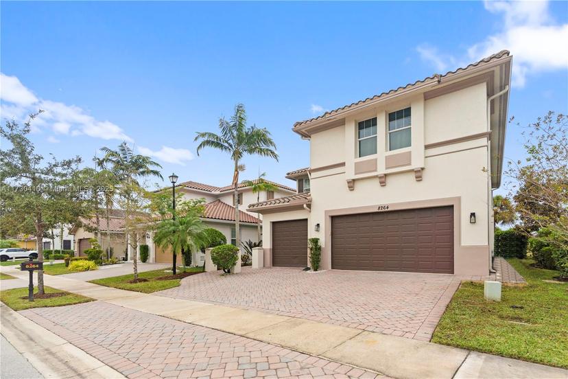 Picture of 8264 NW 118Th Way, Parkland FL 33076