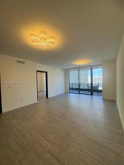 Picture of 1000 Brickell Plz # 3214, Miami, FL 33131