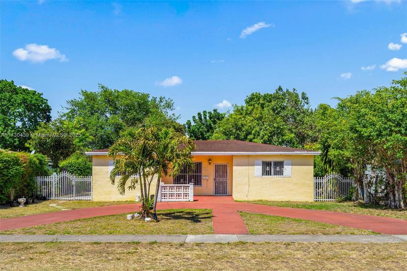 Picture of 701 NE 170Th St, North Miami Beach FL 33162