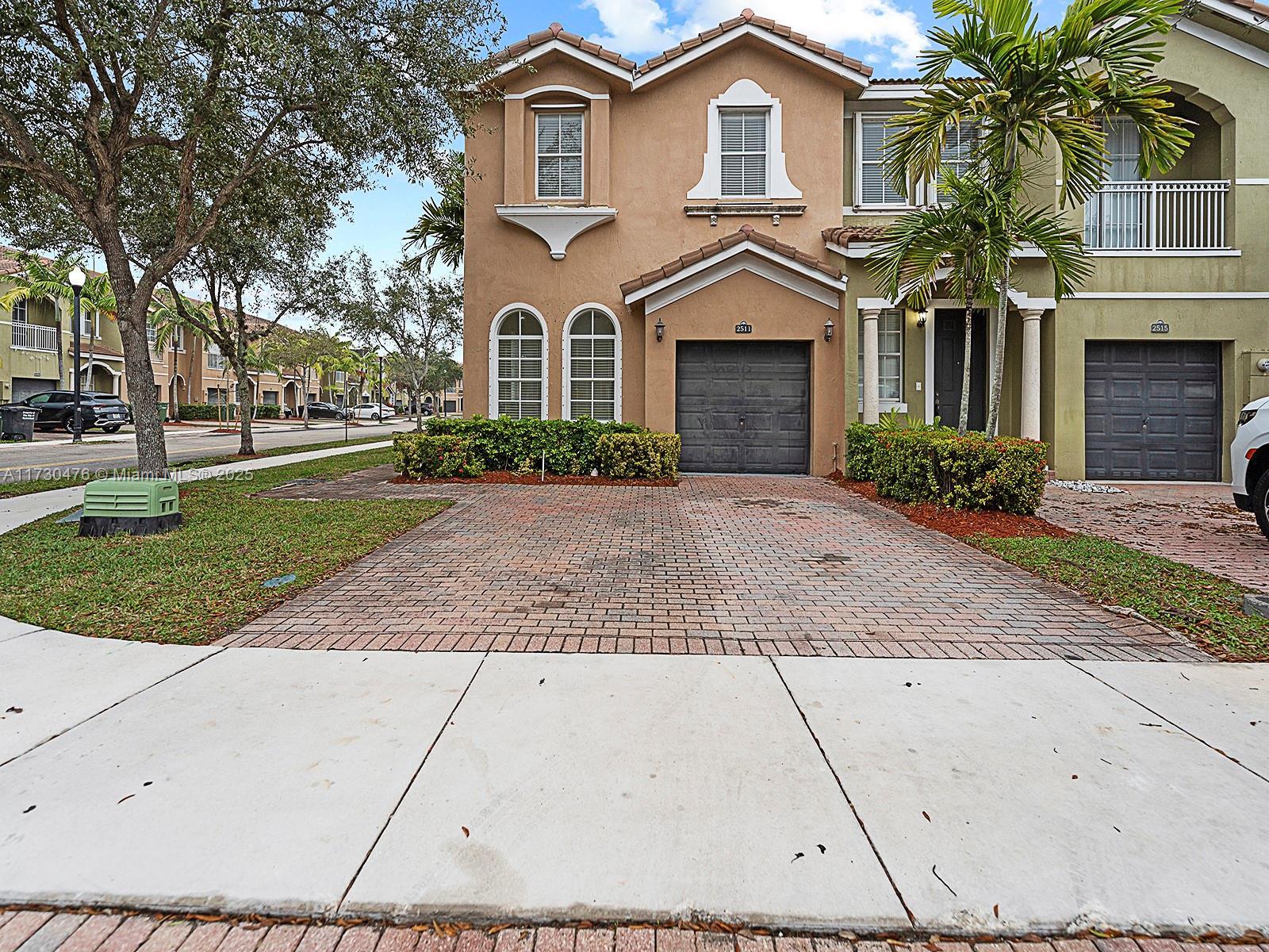 Picture of 2511 SE 14Th Ct, Homestead, FL 33035