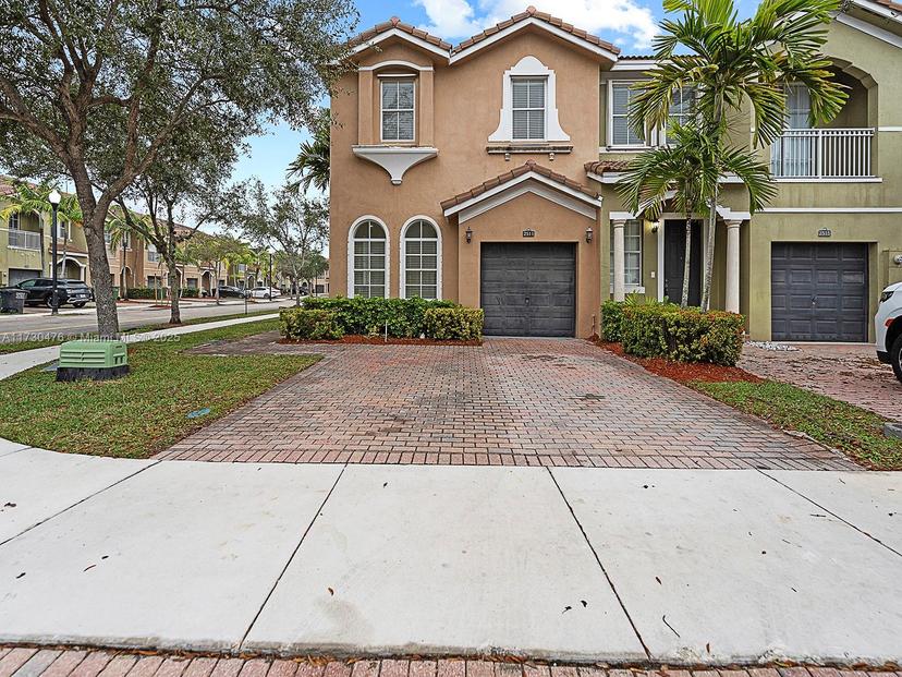 Picture of 2511 SE 14Th Ct, Homestead FL 33035