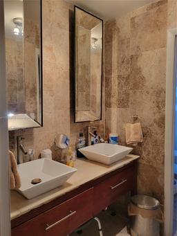 Picture of 1519 Drexel Ave # 202, Miami Beach, FL 33139