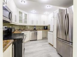 Picture of 6300 S Falls Cir Dr # 207, Lauderhill, FL 33319