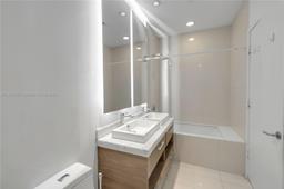 Picture of 1300 S Miami Ave, Miami, FL 33130