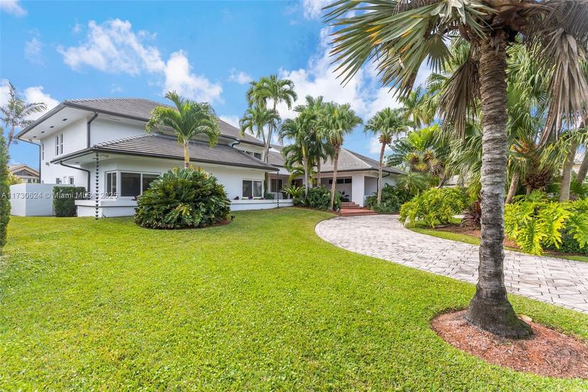 Picture of 9260 SW 101 St, Miami FL 33176