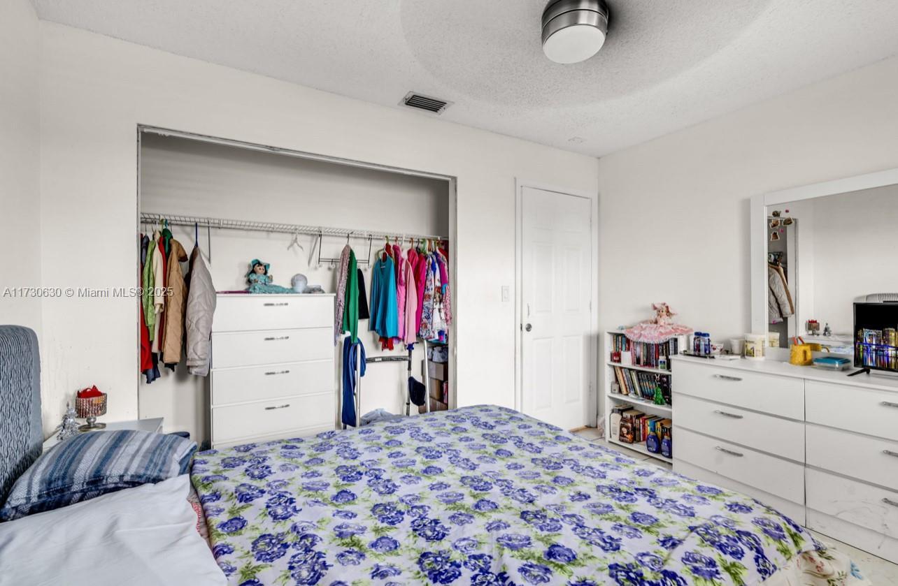 Picture of 8851 NW 119Th St # 4303, Hialeah Gardens, FL 33018