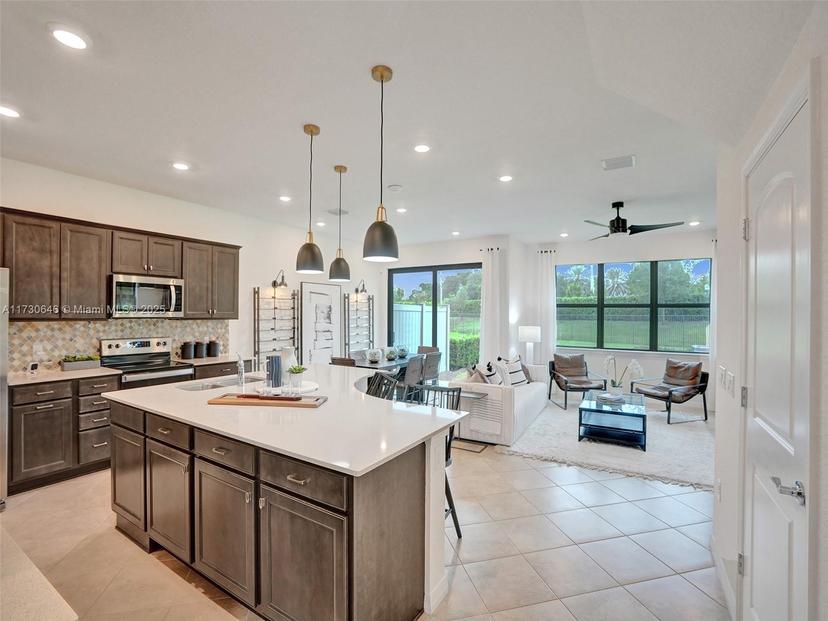 Picture of 2343 Rollingwood Ct, Oakland Park FL 33309