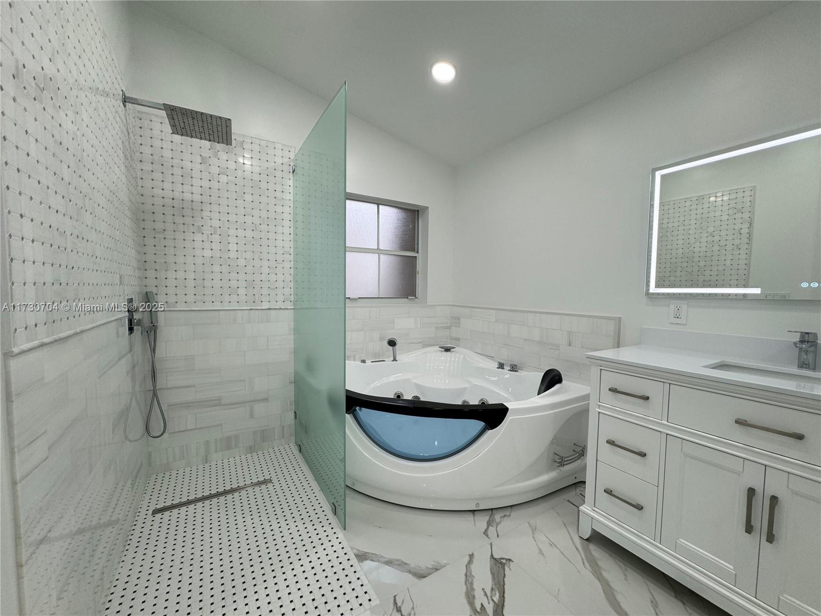 Picture of 1470 Sweetbay Way, Hollywood, FL 33019