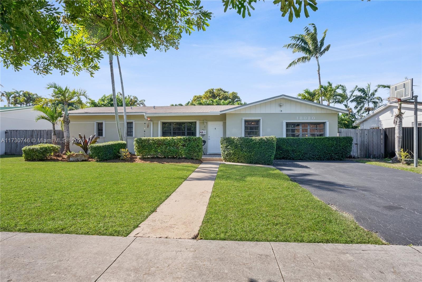 Picture of 18020 SW 89Th Ave, Palmetto Bay, FL 33157