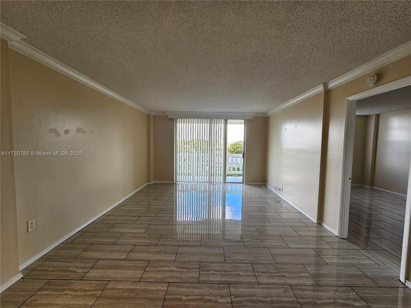 Picture of 15600 NW 7Th Ave # 511, Miami FL 33169