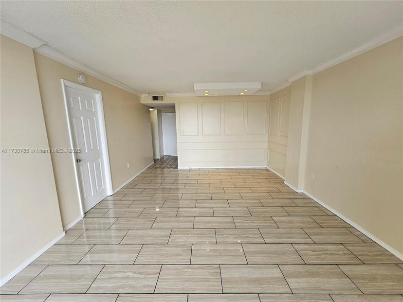 Picture of 15600 NW 7Th Ave # 511, Miami FL 33169