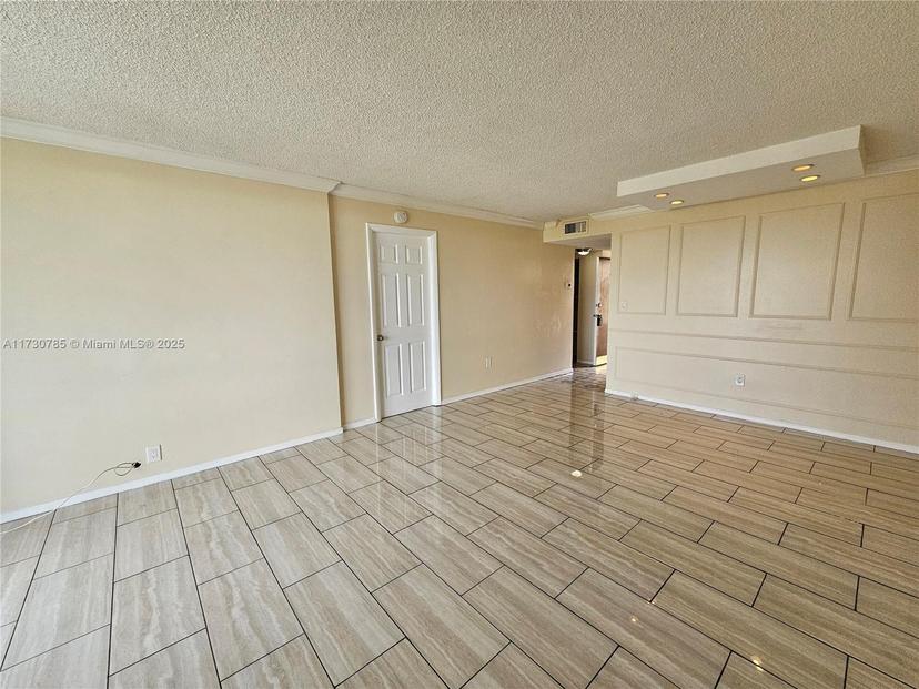 Picture of 15600 NW 7Th Ave # 511, Miami FL 33169